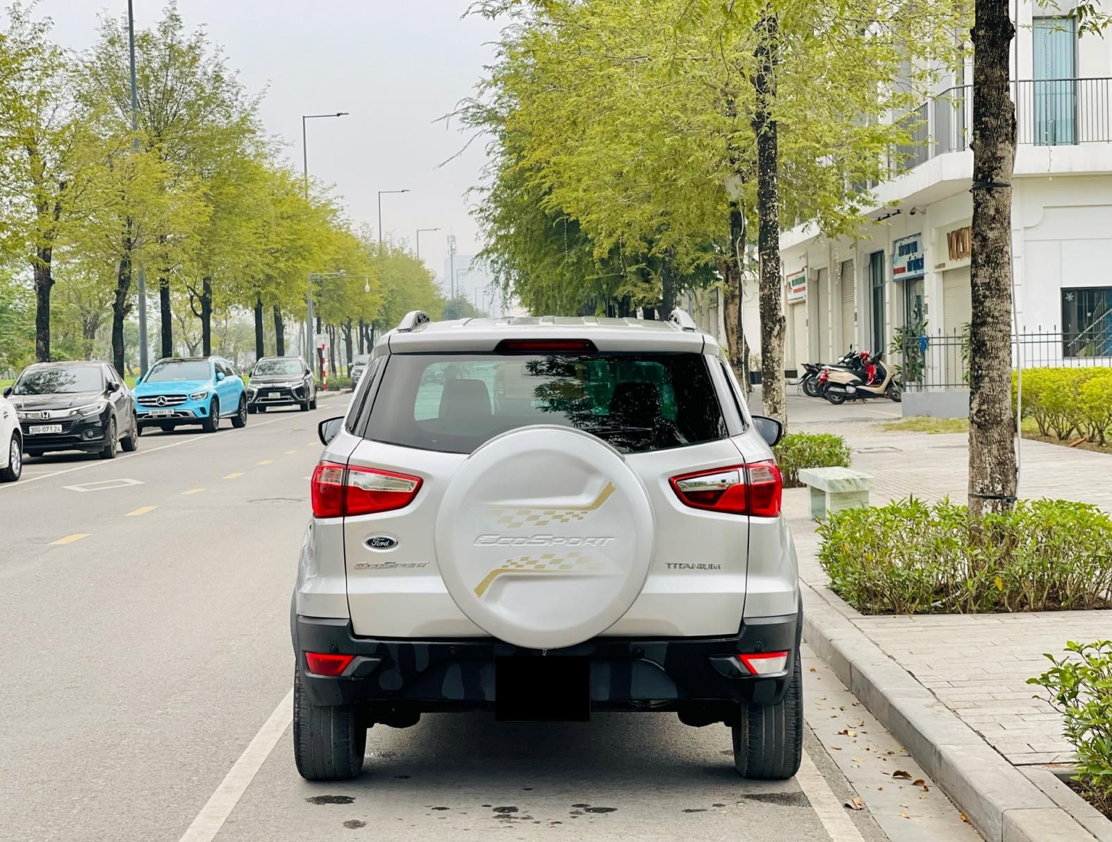 Ford EcoSport 2017 - Màu bạc cực đẹp