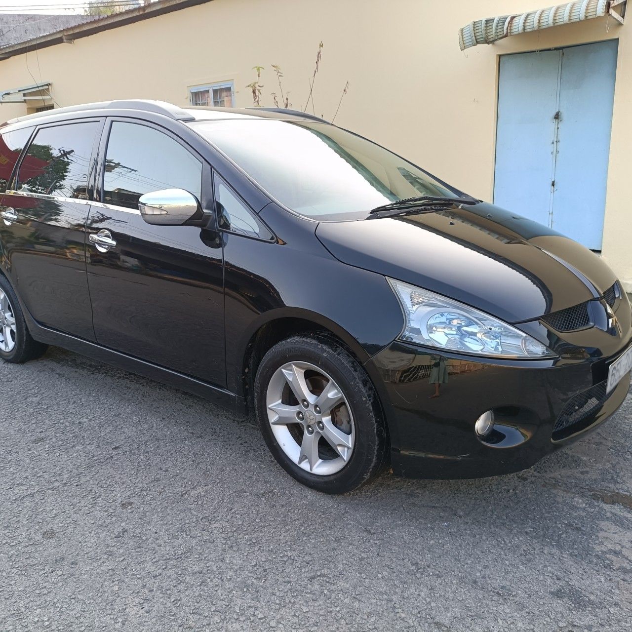 Mitsubishi Grandis 2009 - Xe 1 chủ zin từng con ốc