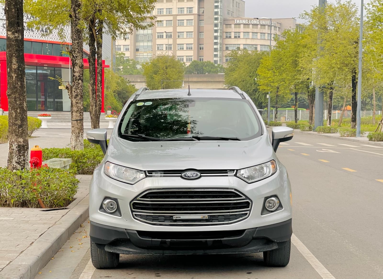 Ford EcoSport 2017 - Màu bạc cực đẹp