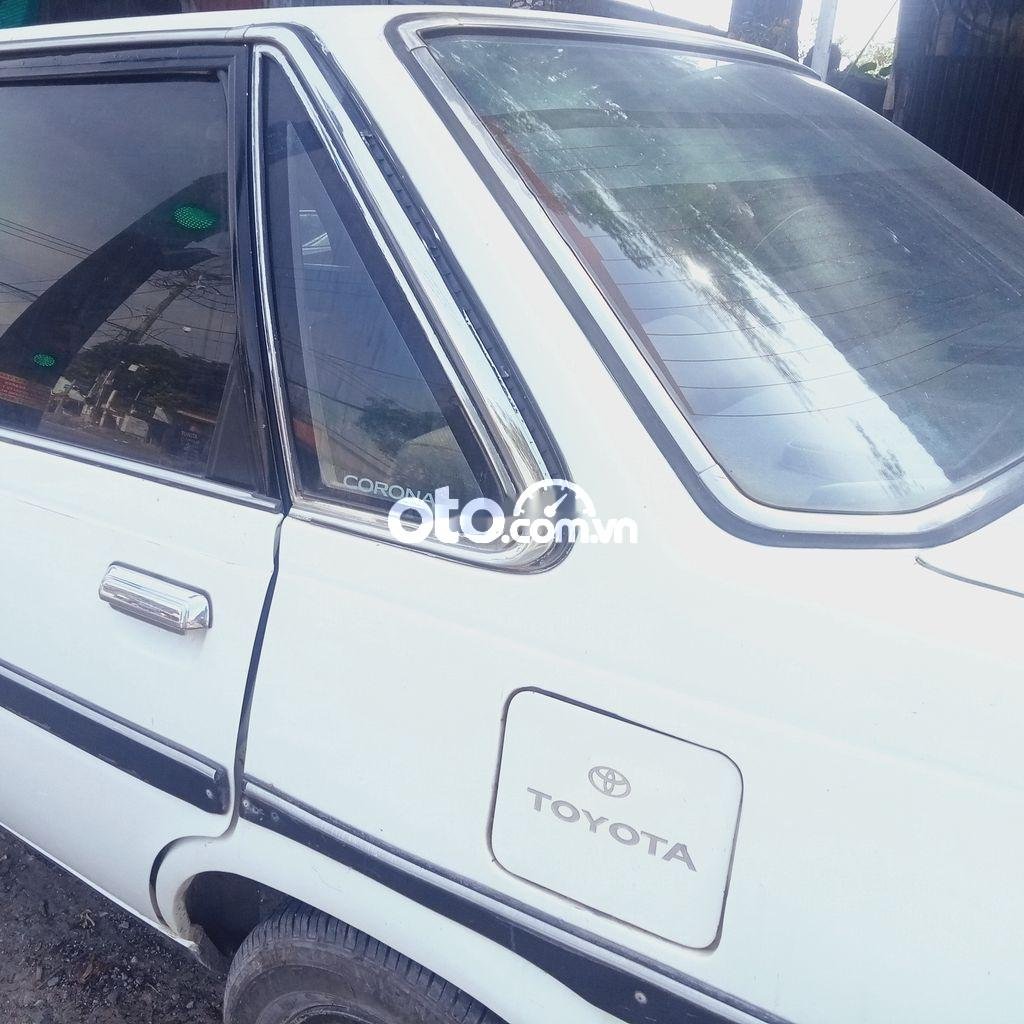 Toyota Corona Cần tiền bán gấp xe ôtô  1985 - Cần tiền bán gấp xe ôtô Toyota