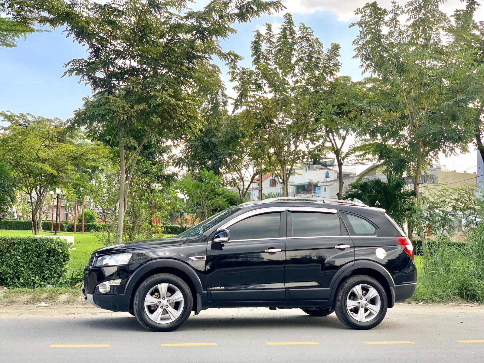 Chevrolet Captiva 2014 - Chevrolet Captiva LTZ mode 2014,màu đen,biển TPHCM