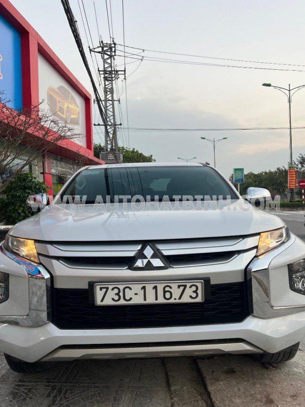 Mitsubishi Triton 2020 - Sơn zin cả xe, một chủ từ mới