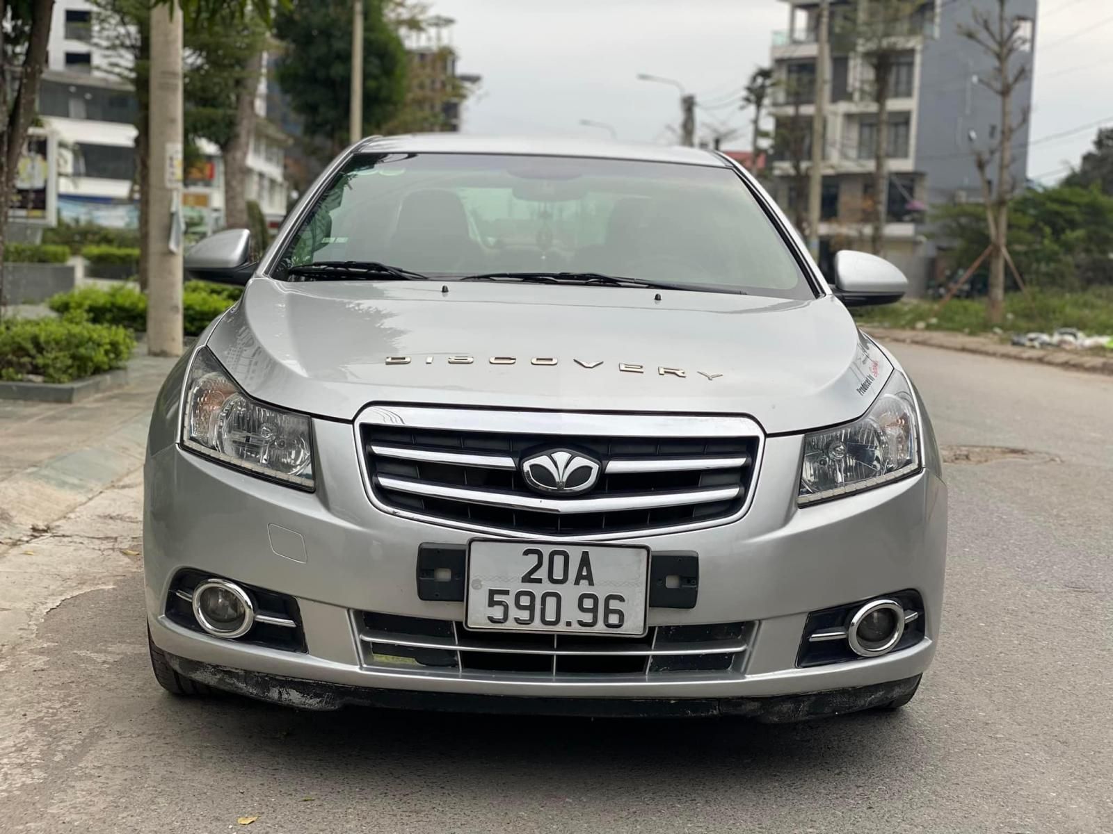 Daewoo Lacetti 2018 - Màu bạc số tự động