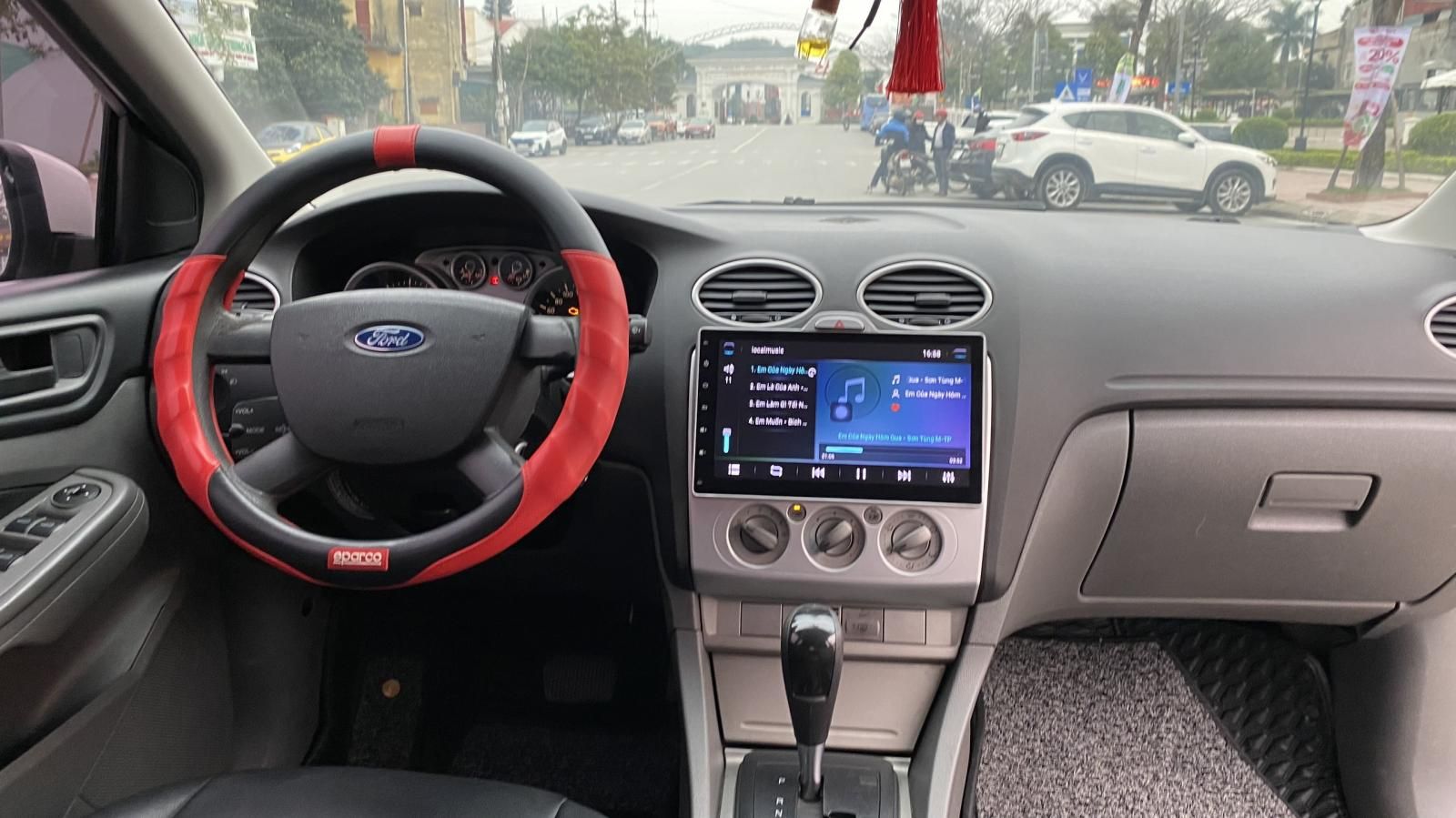 Ford Focus 2011 - Xe đẹp, giá tốt, trang bị full options