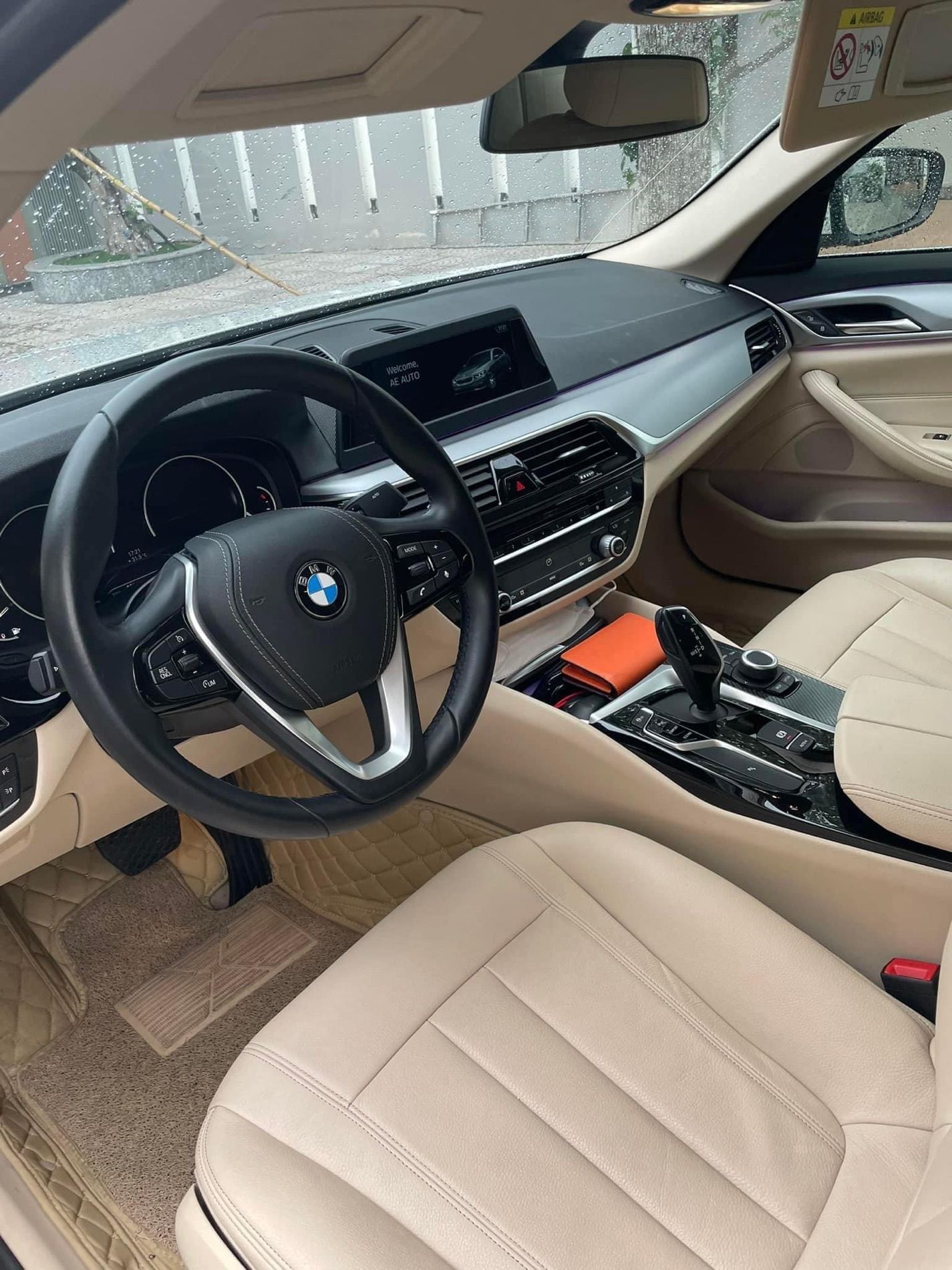 BMW 520i 2018 - Model 2019 cực mới