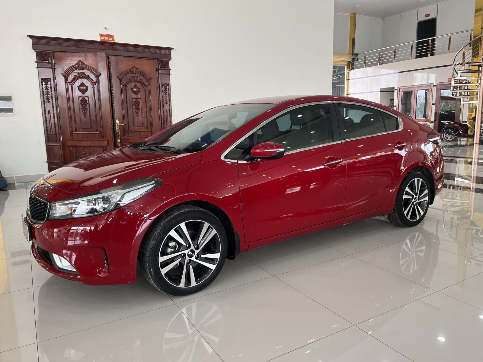 Kia Cerato 2018 - Xe cực đẹp, sơn si bóng đẹp, chủ đi giữ gìn