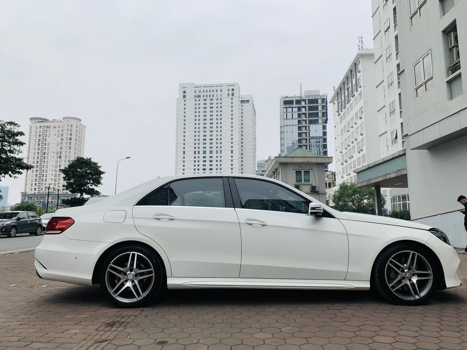 Mercedes-Benz E400 2014 - Biển tỉnh, 1 chủ từ đầu