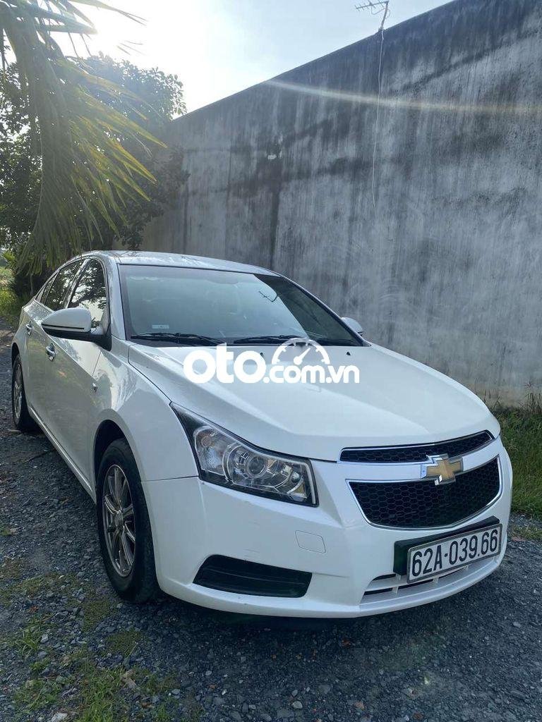 Chevrolet Cruze Cần bán xe , Đổi bán tải!! 2011 - Cần bán xe Cruze, Đổi bán tải!!