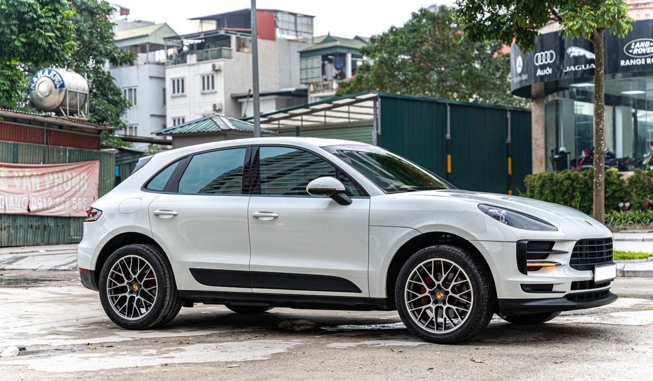 Porsche 2015 - Bán xe màu trắng