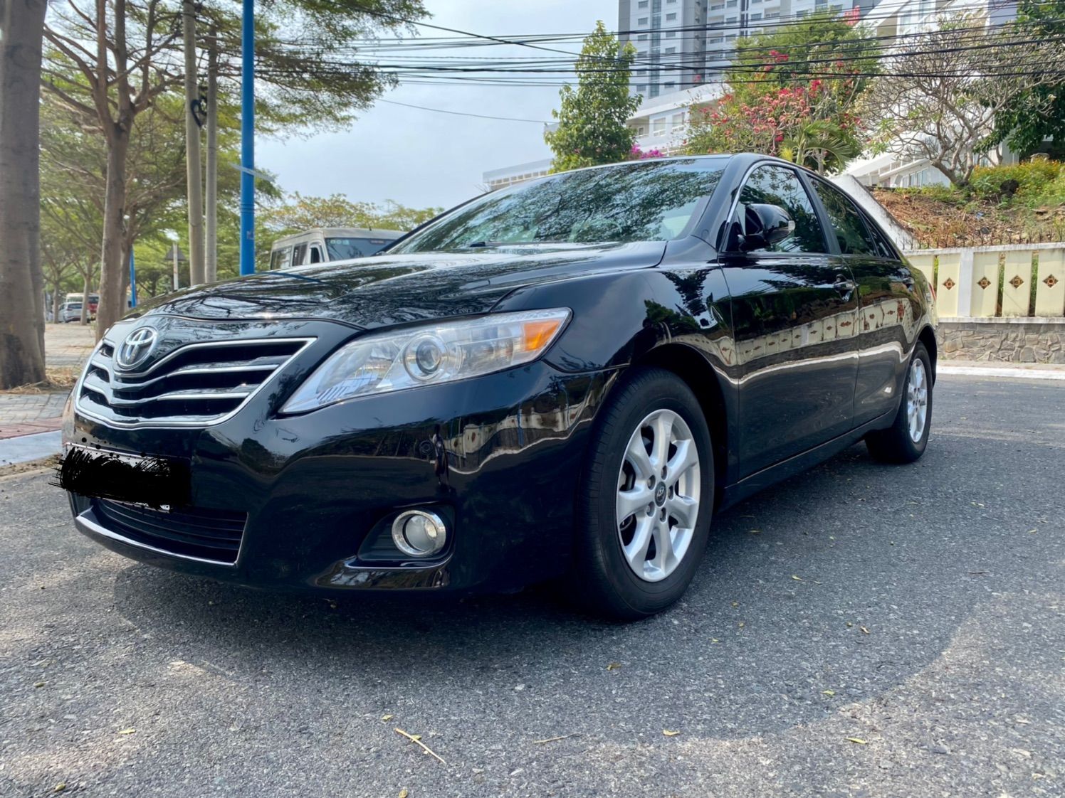 Toyota Camry 2010 - Xe còn mới giá 585tr