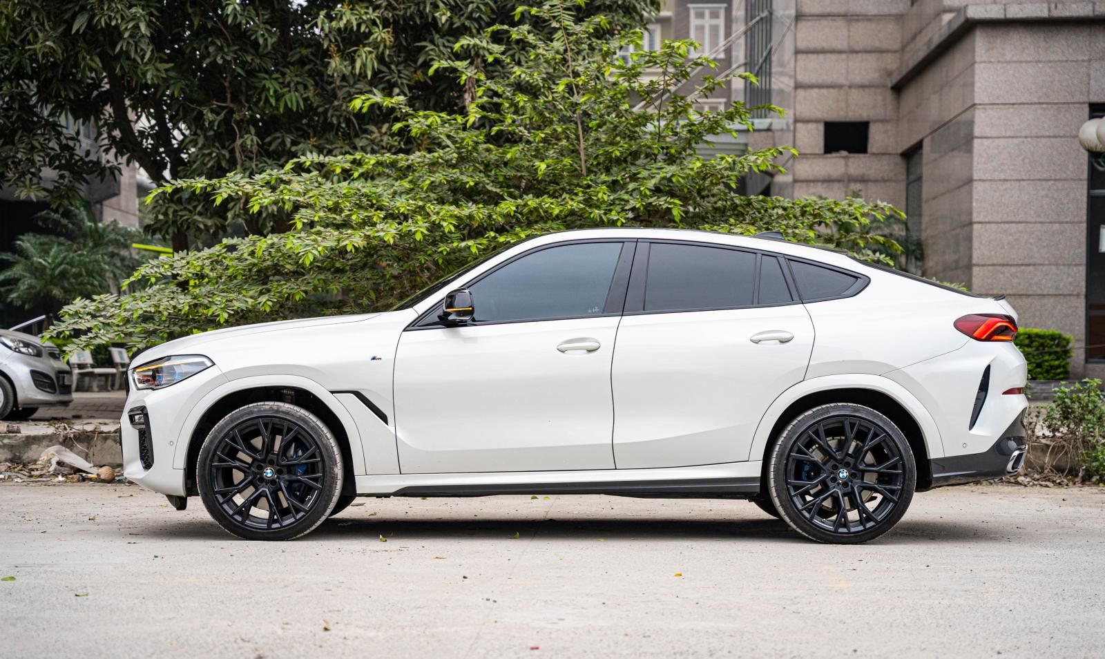 BMW X6 2020 - Xe màu trắng, xe nhập