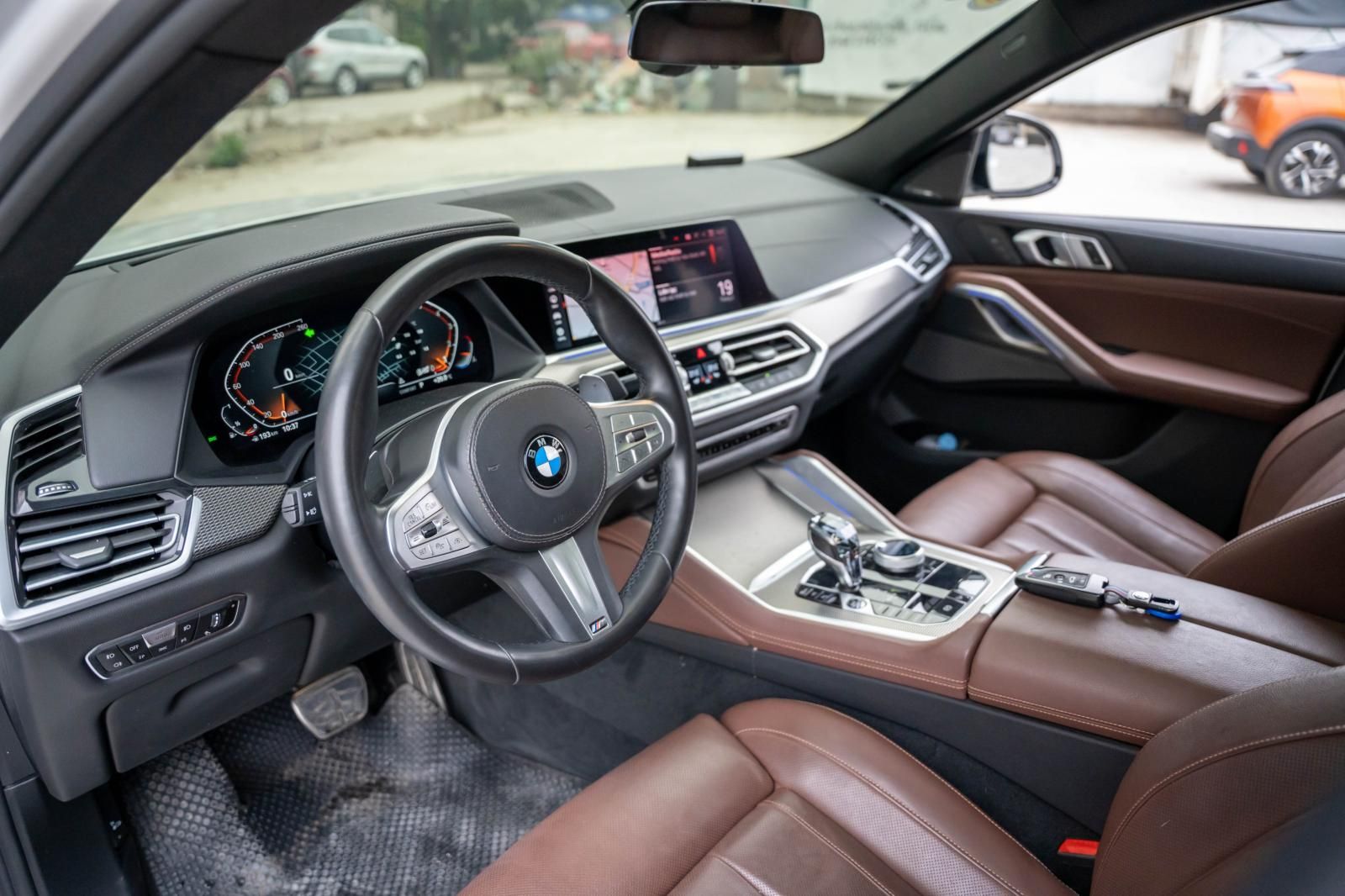 BMW X6 2020 - Xe màu trắng, xe nhập