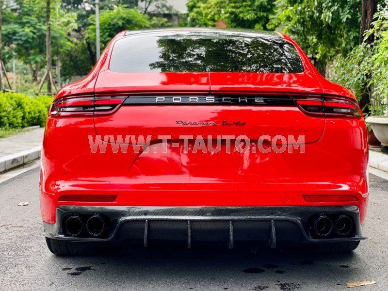 Porsche Panamera 2016 - Màu đỏ, xe nhập