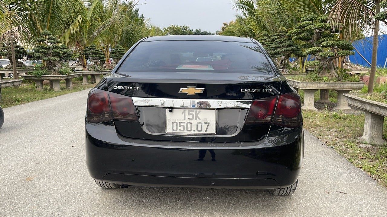 Chevrolet Cruze 2010 - Xe gia đình, giá tốt 256tr