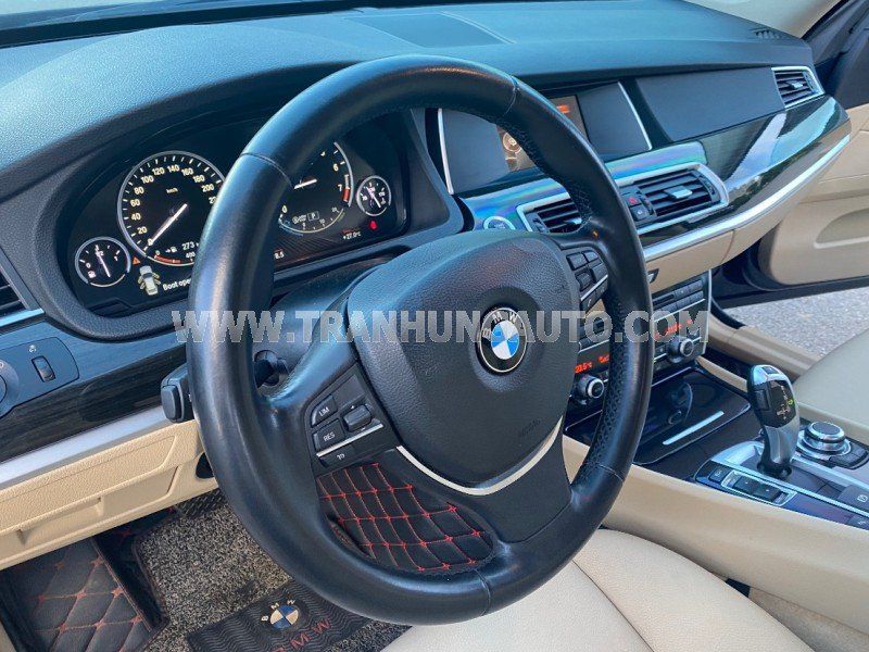 BMW 528i 2017 - 1 chủ từ đầu, đẹp xuất sắc