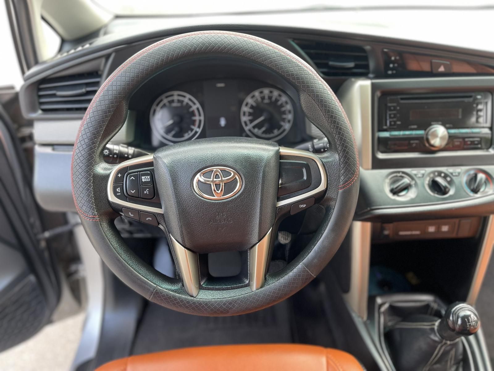 Toyota Innova 2016 - Đăng ký 2017 chính 1 chủ. Lướt đúng 5v km xịn, mới quá