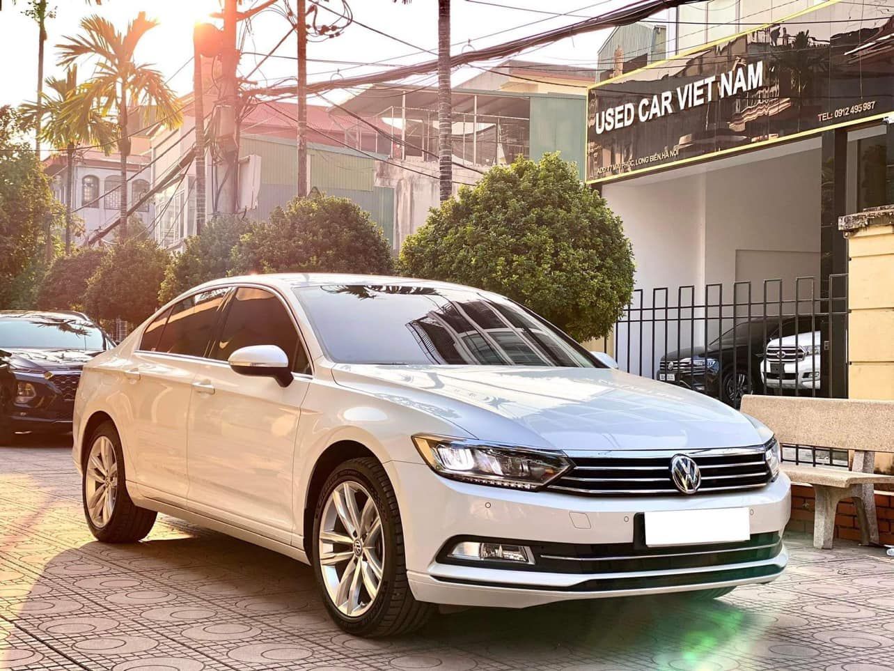 Volkswagen Passat 2017 - Màu trắng, nhập khẩu