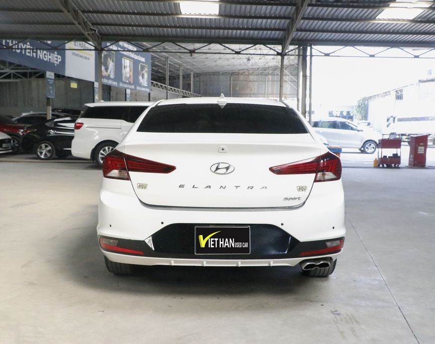 Hyundai Elantra 2020 - Màu trắng, 608 triệu