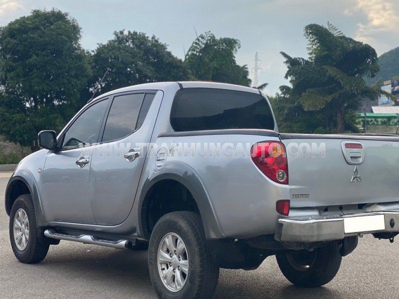 Mitsubishi Triton 2010 - Xe đẹp xuất sắc, không lỗi nhỏ