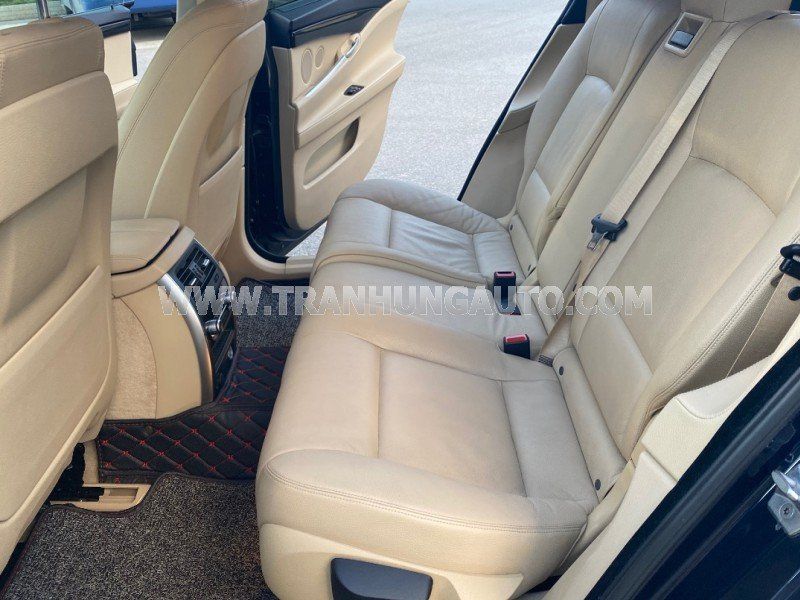 BMW 528i 2017 - 1 chủ từ đầu, đẹp xuất sắc