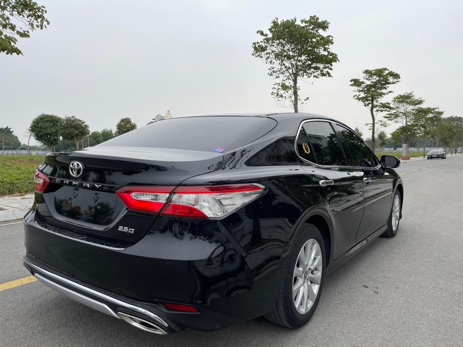 Toyota Camry 2020 - Bán ô tô nhập khẩu giá 920tr