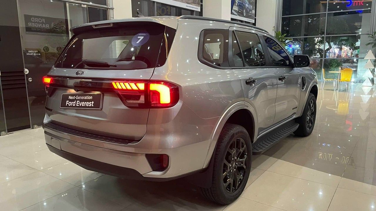 Ford Everest 2023 - Giá tốt nhất thị trường, phụ kiện chính hãng. Hỗ trợ bank 6,9%/năm