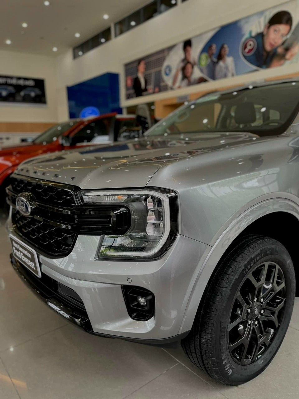 Ford Everest 2023 - Giá tốt nhất thị trường, phụ kiện chính hãng. Hỗ trợ bank 6,9%/năm