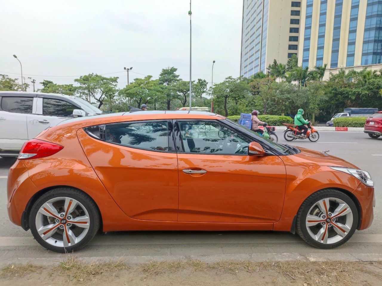 Hyundai Veloster 2011 - Giá 375tr