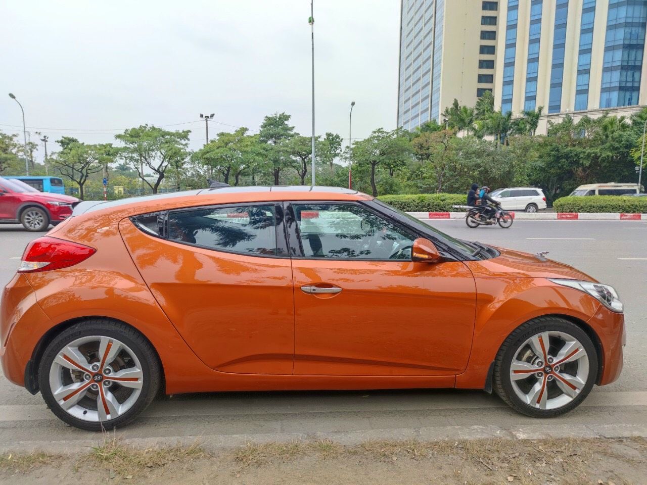 Hyundai Veloster 2011 - Giá 375tr