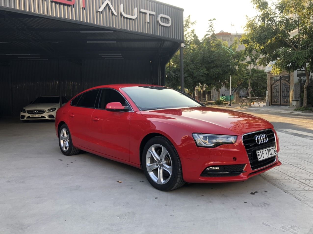 Audi A5 2015 - Xe màu đỏ, xe nhập