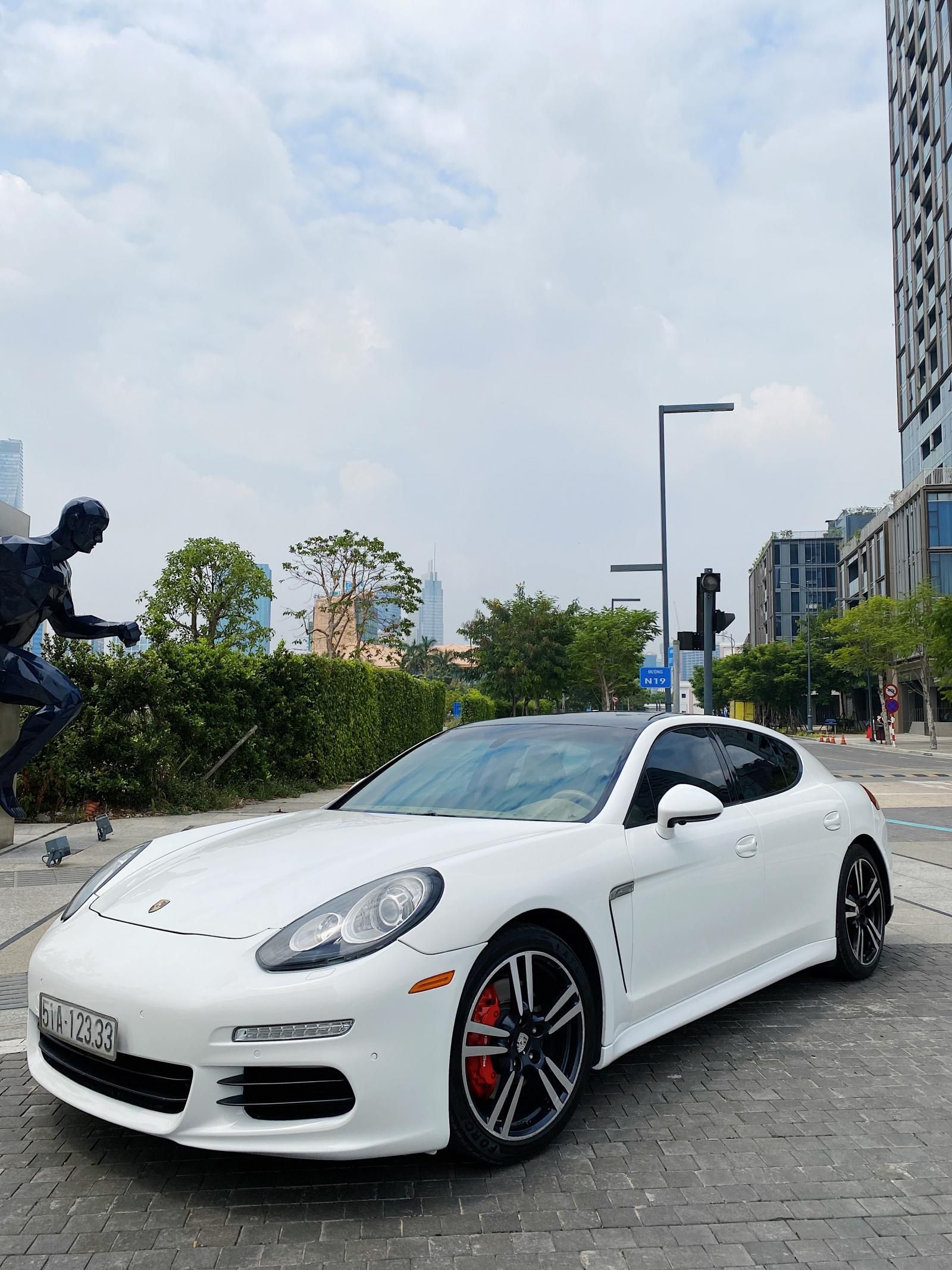 Porsche Panamera 2011 - Xe đẹp long lanh, giá siêu rẻ