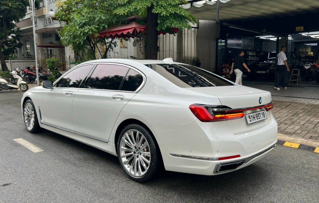 BMW 740Li 2021 - Lướt nhẹ 12.000 km