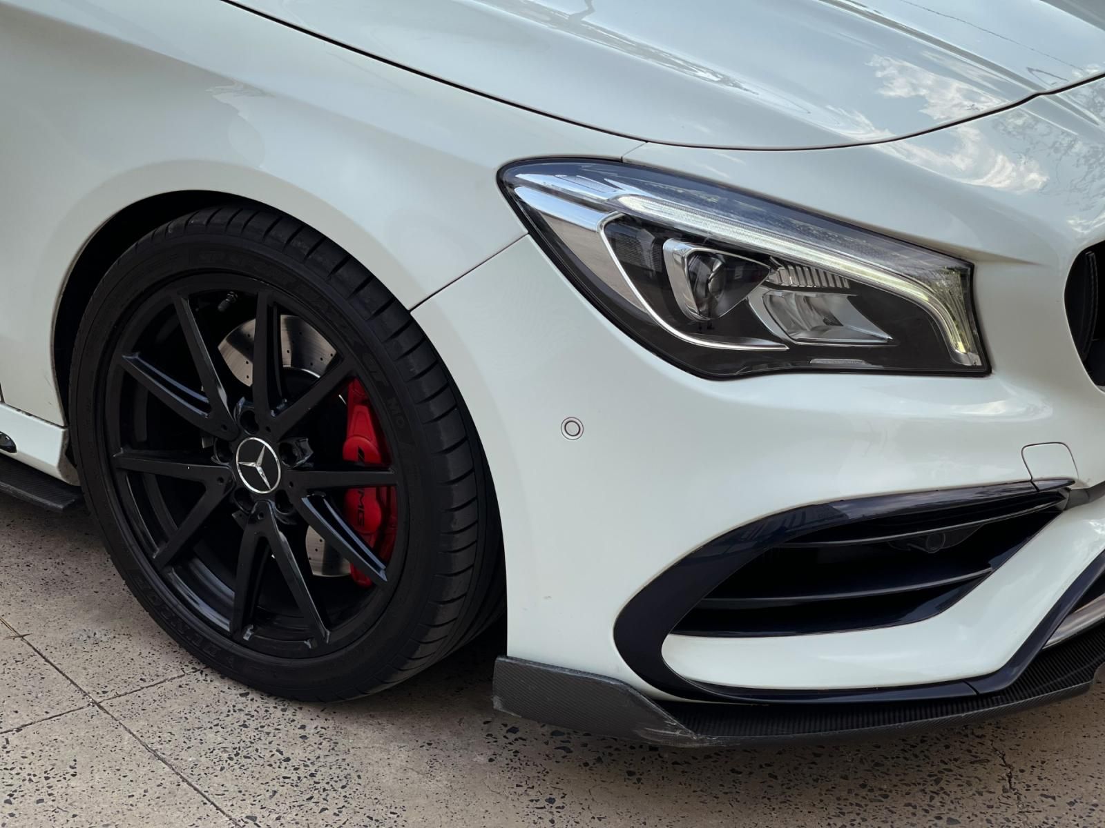 Mercedes-Benz CLA 45 AMG 2016 - Xe gia đình, giá chỉ 1 tỷ 340tr