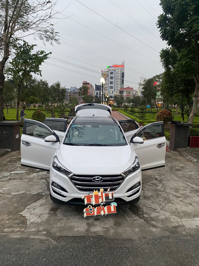 Hyundai Tucson 2018 - Bảo dưỡng đầy đủ tại hãng