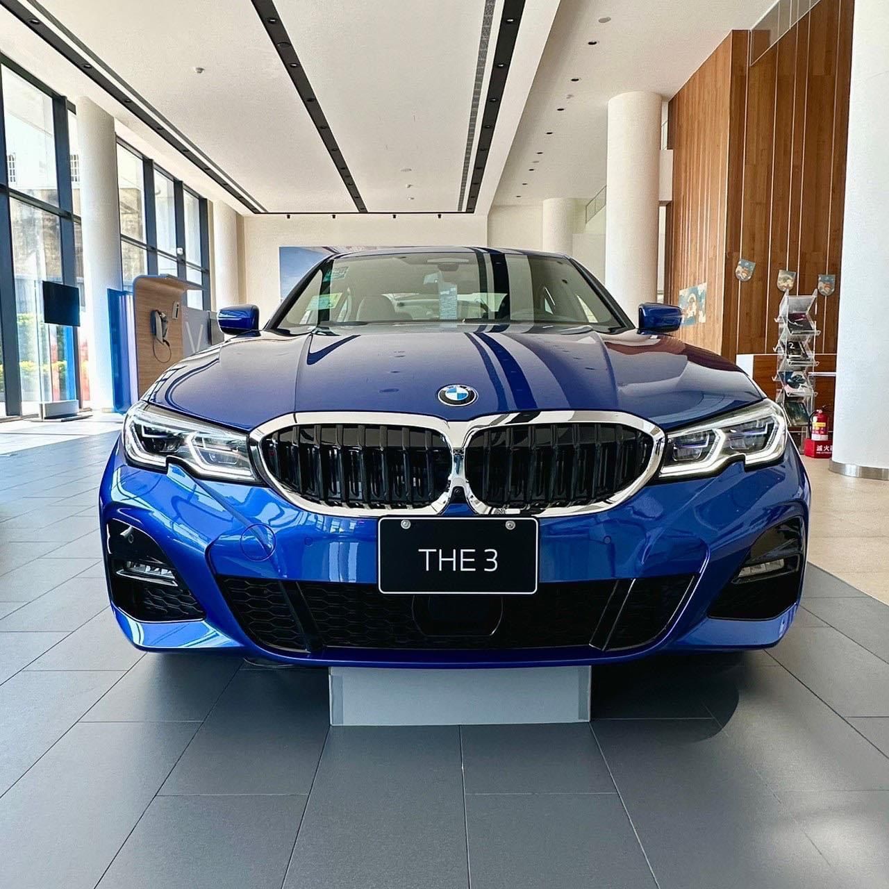 BMW 330i 2023 - Giá mới ưu đãi tháng 6/2023 - Đặt cọc giao xe ngay trong tháng