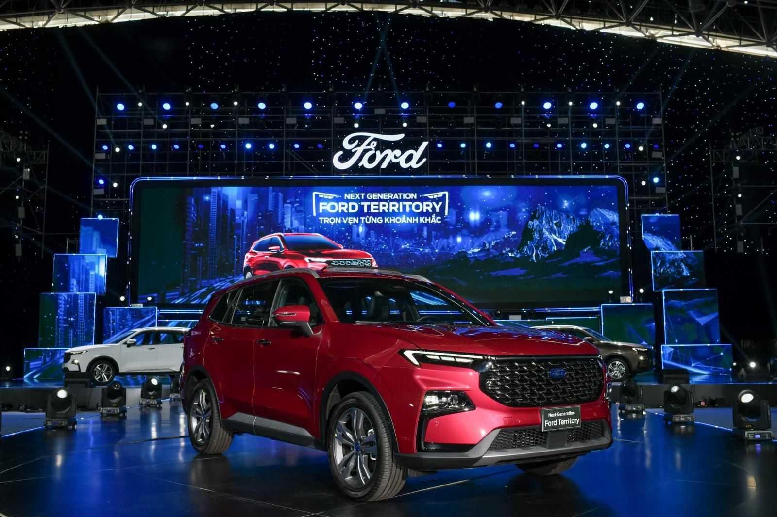 Ford Territory 2023 - Giá tốt nhất, phụ kiện chính hãng - Hỗ trợ bank 6,9%/năm - Xe màu đỏ