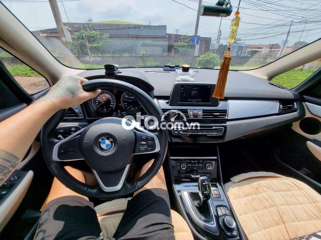 BMW LCi 218 lci đăng ký năm 2021 xe nhà chạy kĩ 2018 - Bmw218 lci đăng ký năm 2021 xe nhà chạy kĩ