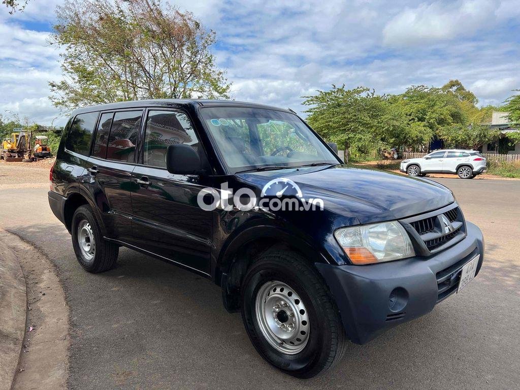 Mitsubishi Pajero Sport pajero 2004 2 cầu số sàn 2004 - pajero 2004 2 cầu số sàn