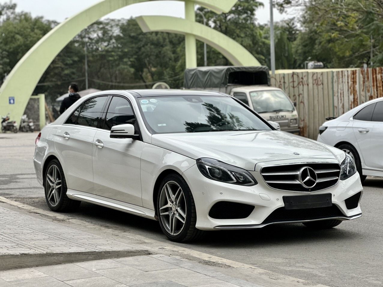 Mercedes-Benz E400 2014 - Một chiếc Merc S thu nhỏ