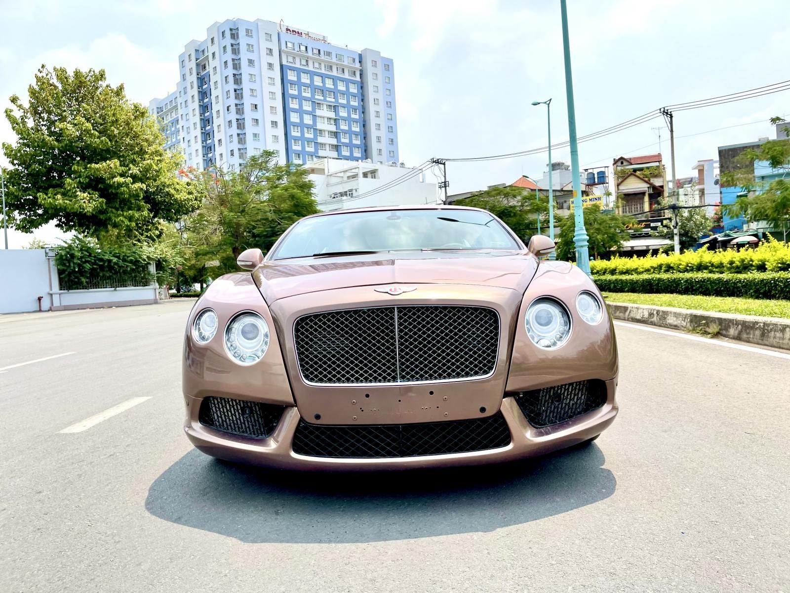 Bentley Continental 2008 - 2 cửa, hàng độc hiếm, mua mới 2008, lăn bánh 24 tỷ, dòng cao cấp