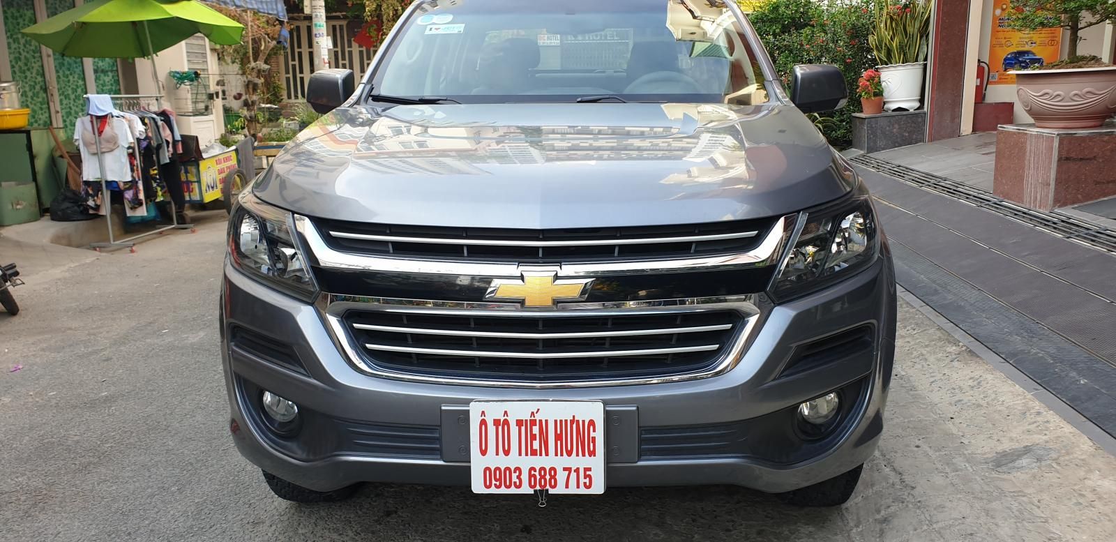 Chevrolet Colorado 2018 - Số tự động, đời T4/2019, màu xám, đẹp mới 80%