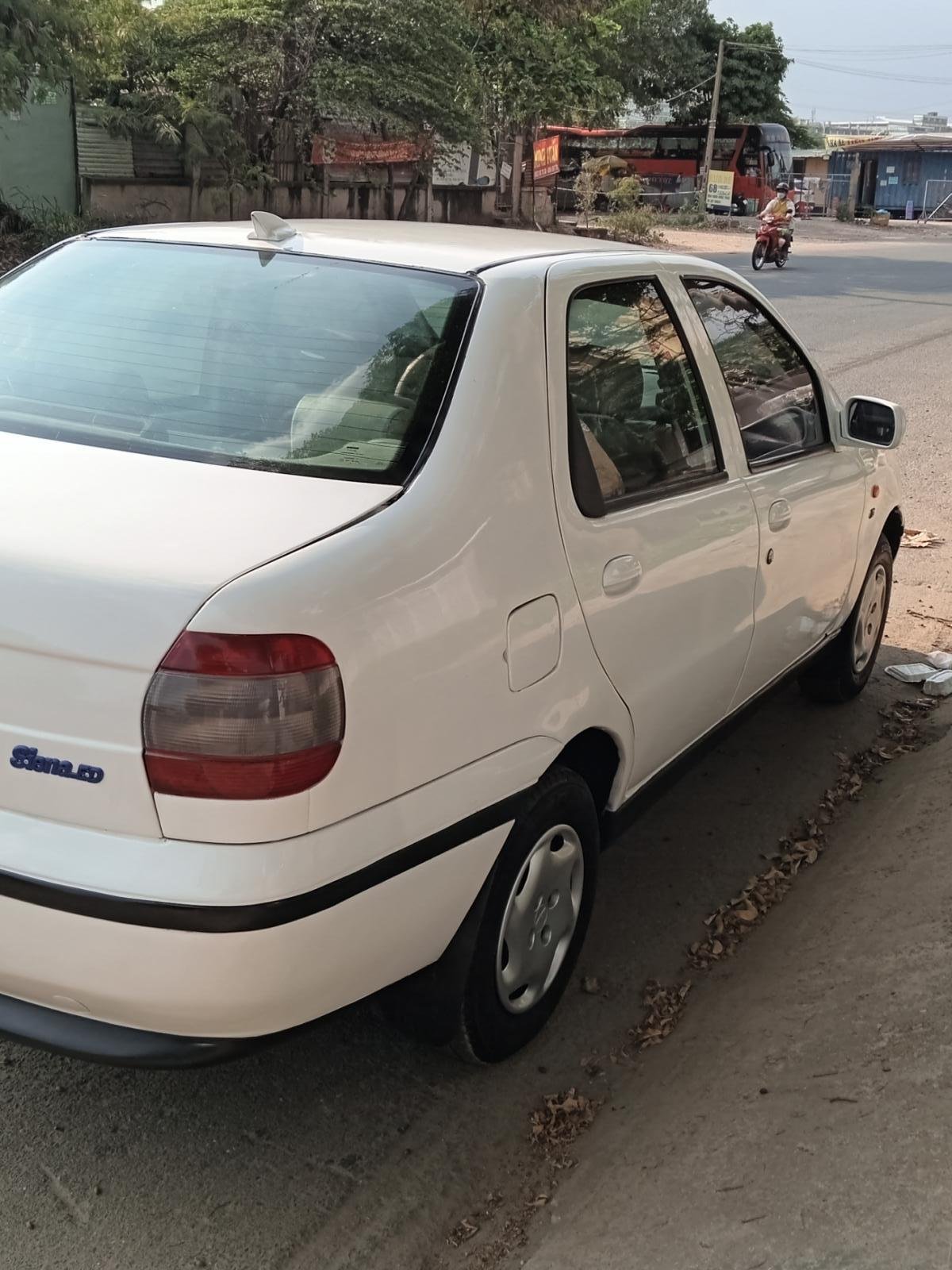 Fiat Siena 2001 - Xe đẹp không mục