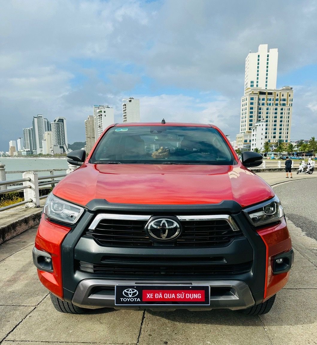 Toyota Hilux 2020 - Giá rẻ