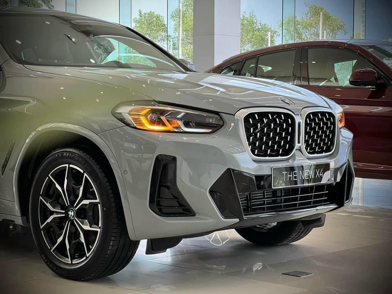 BMW X4 2022 - Hót, ưu đãi cực tốt tại Bình Dương