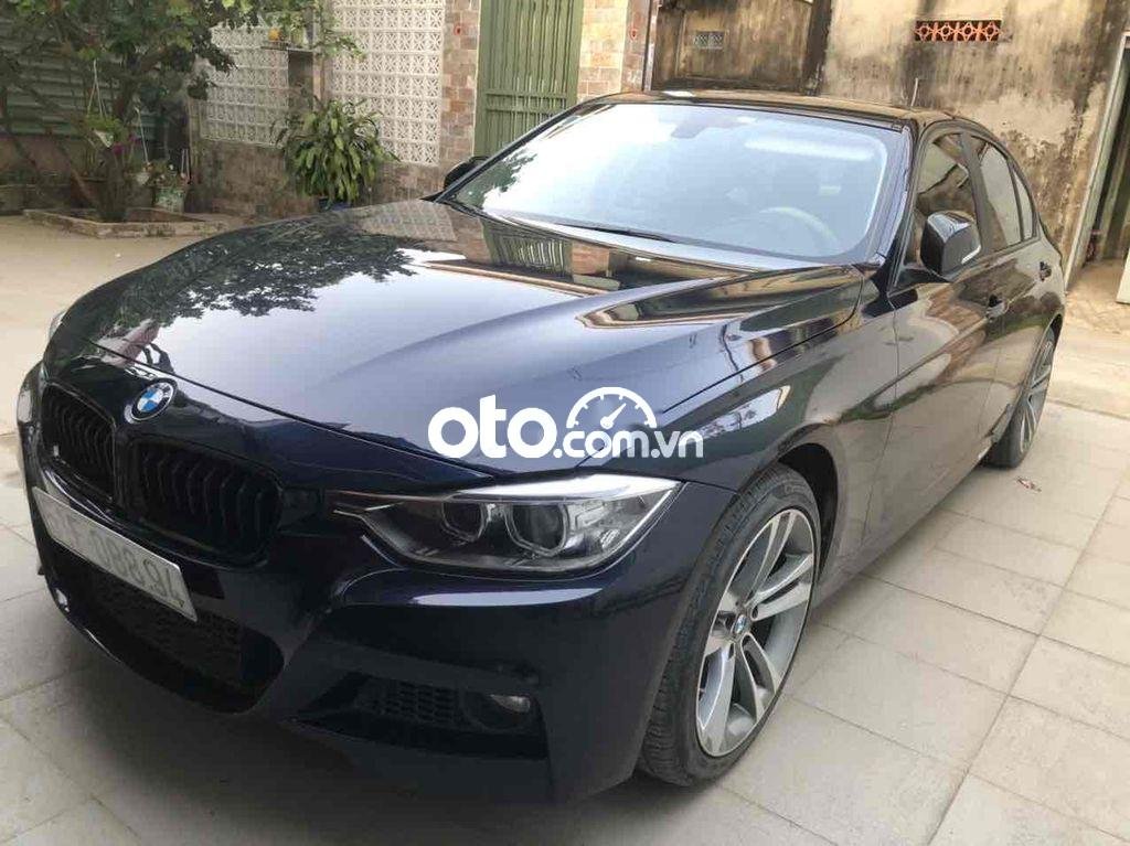 BMW i3 xe  328i màu xanh đen đời cuối năm 2013 2013 - xe BMW 328i màu xanh đen đời cuối năm 2013