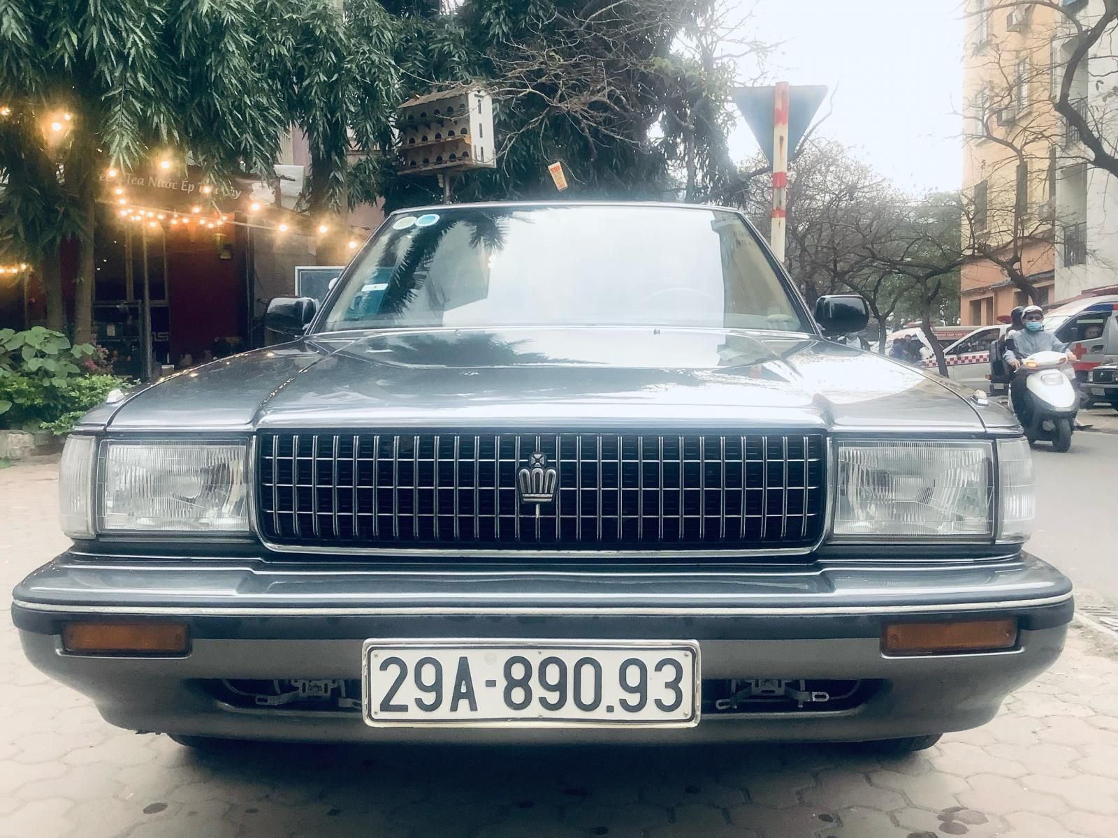 Toyota Crown 1988 - Chính chủ bán xe Toyota Crown MS132 động cơ 5M / 2.8, đẹp xuất sắc, giá chỉ 198 triệu