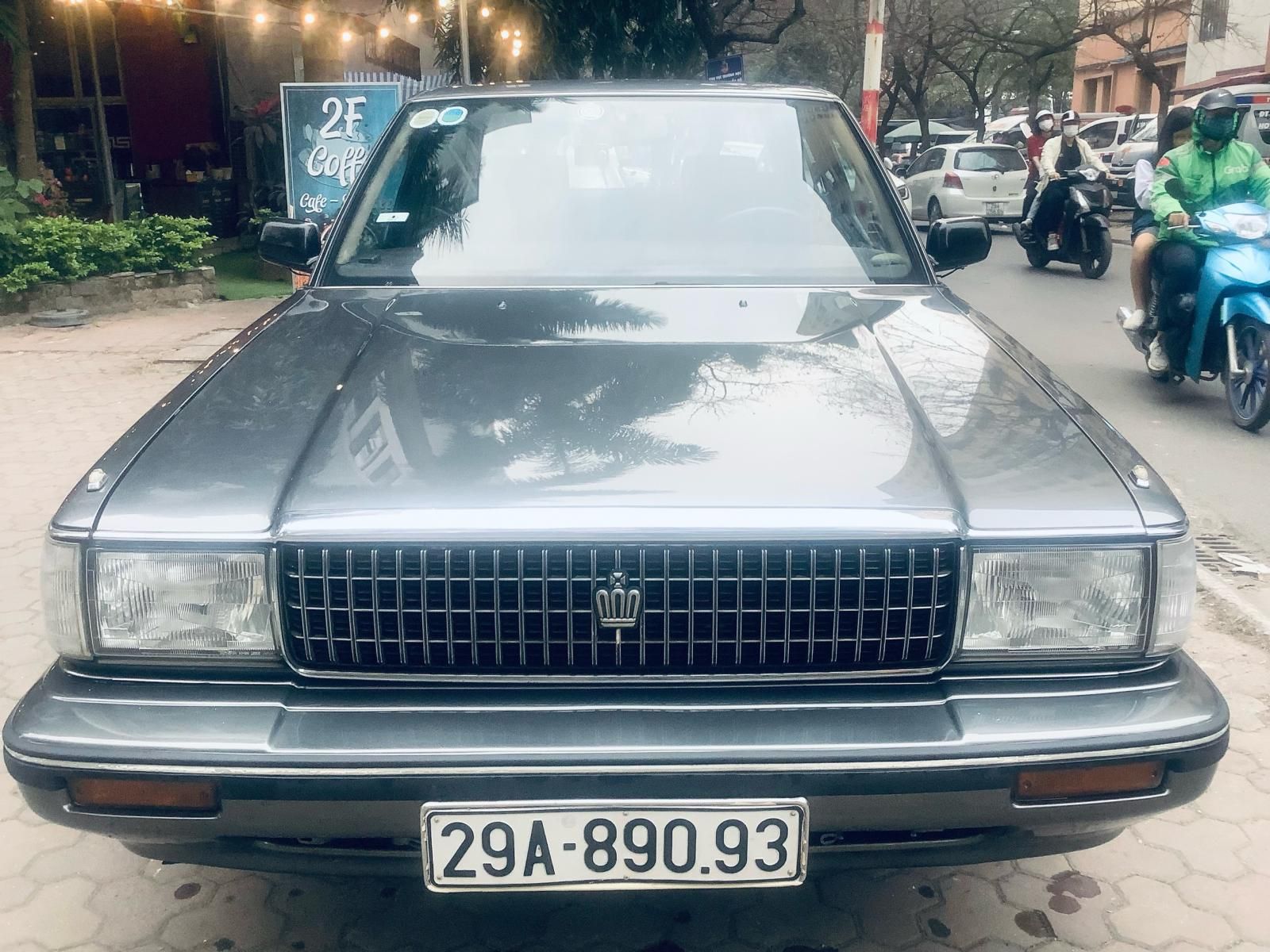 Toyota Crown 1988 - Chính chủ bán xe Toyota Crown MS132 động cơ 5M / 2.8, đẹp xuất sắc, giá chỉ 198 triệu