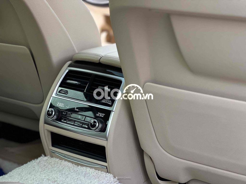 BMW 730Li  730Li Model 2015 dki 4/2016 2015 - BMW 730Li Model 2015 dki 4/2016