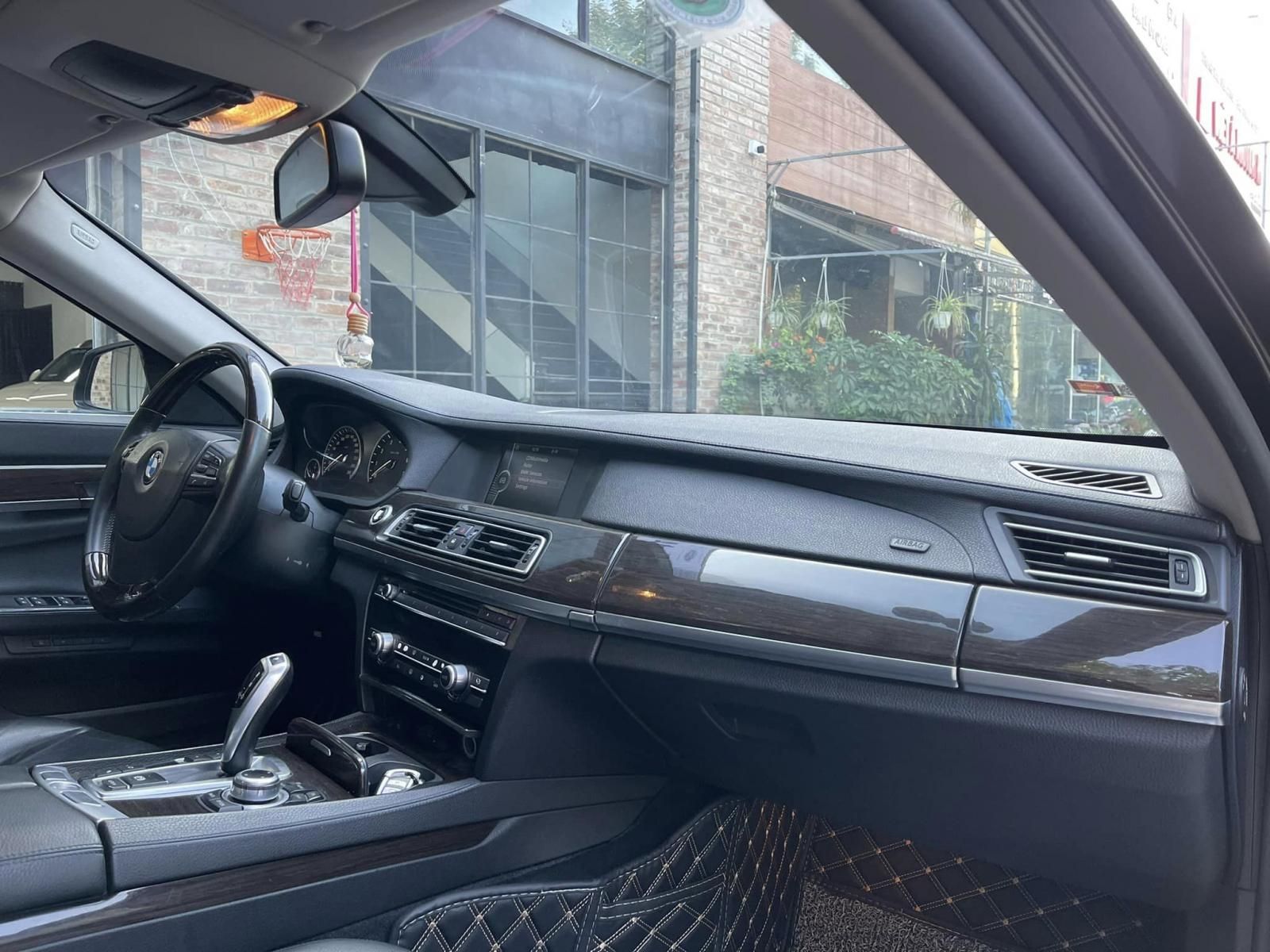 BMW 730Li 2010 - Xe đẹp cần người chịu chơi