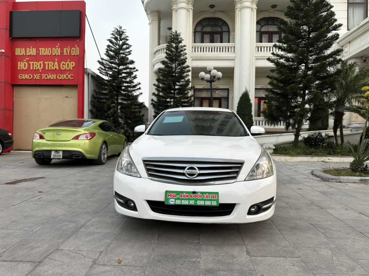 Nissan Teana 2009 - Xe màu trắng, giá chỉ 295 triệu